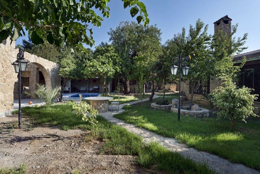 Фото Villa Stone House by Amy Villas