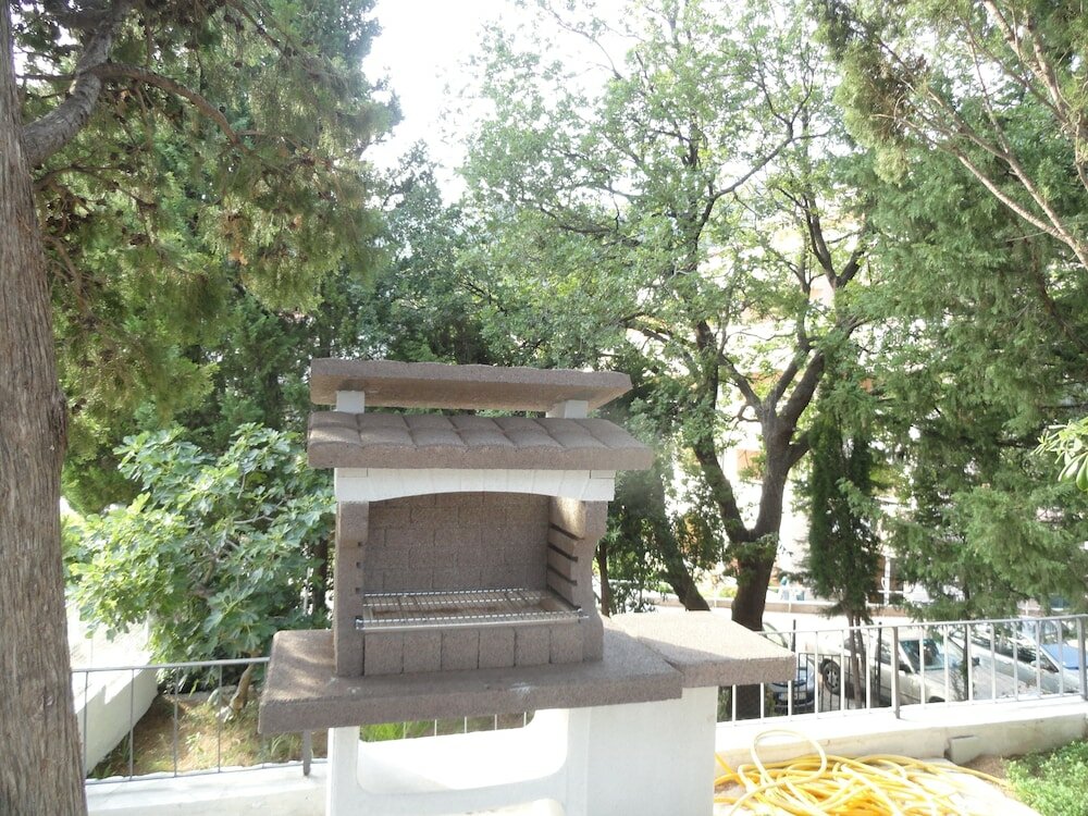 Фото Petrovac Holiday House with pool