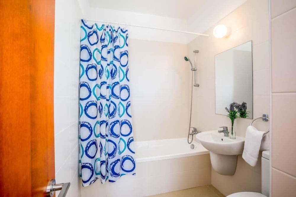 Фото Villa White Moonflower