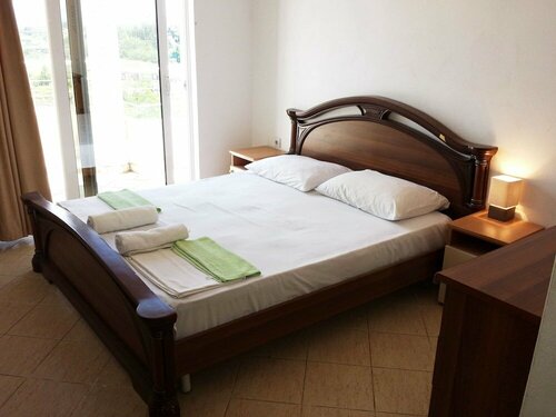 Гостиница Doni Apartments в Улцине