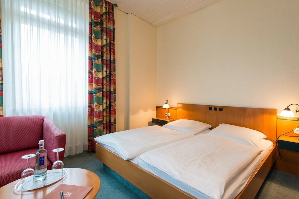 Фото Hotel Eisbach