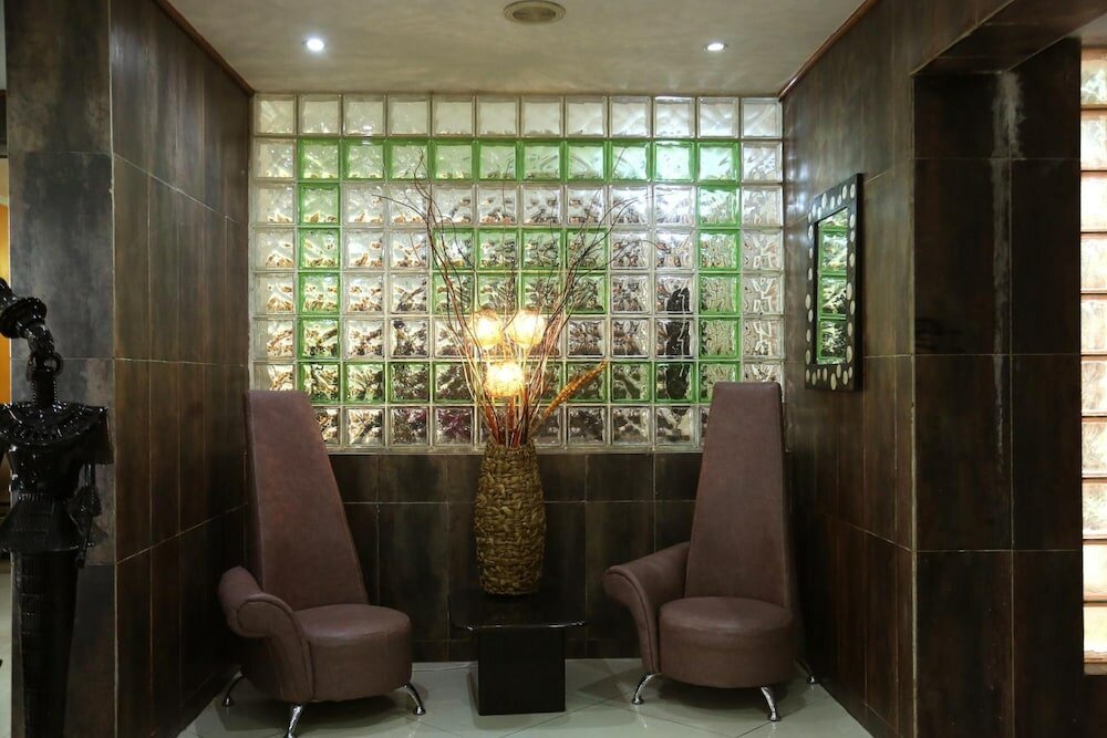 Фото La Cour Hotel Apartments