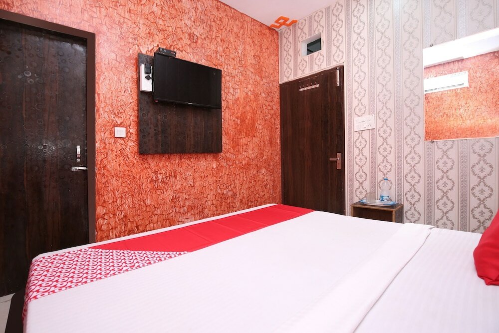 Фото Oyo 19565 Hotel Galaxy