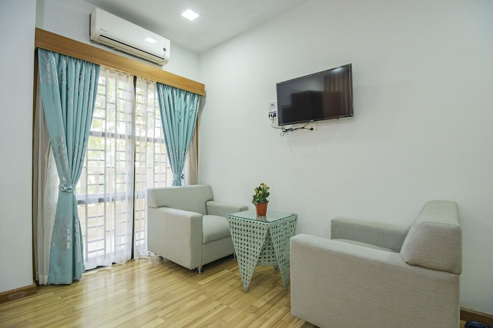 Фото Agga@9mile Hotel