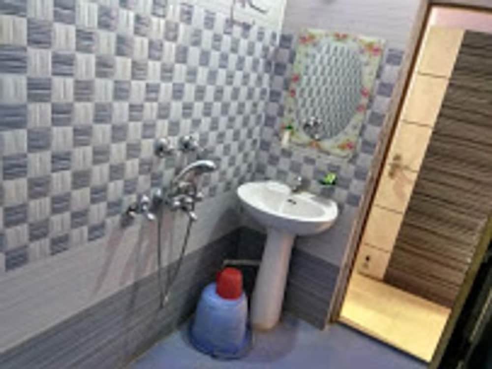 Фото Hotel Anjali