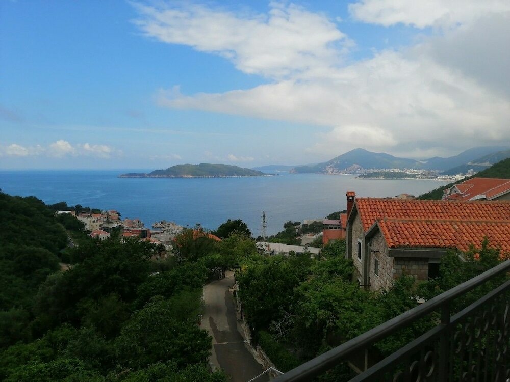 Фото Apartmani Mitrovic Podlicak