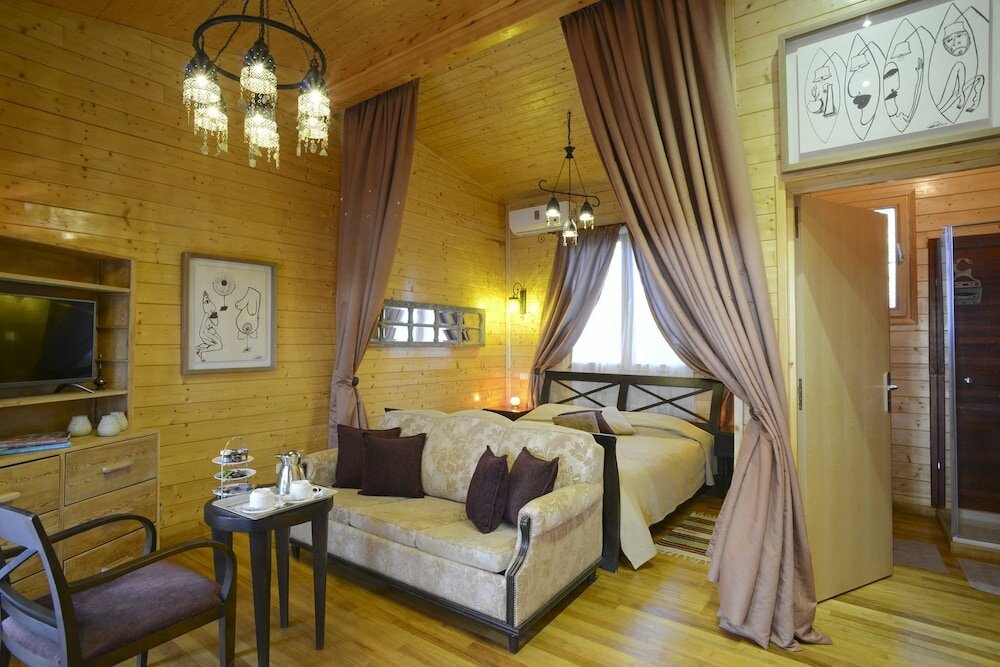 Фото Carthage Hill