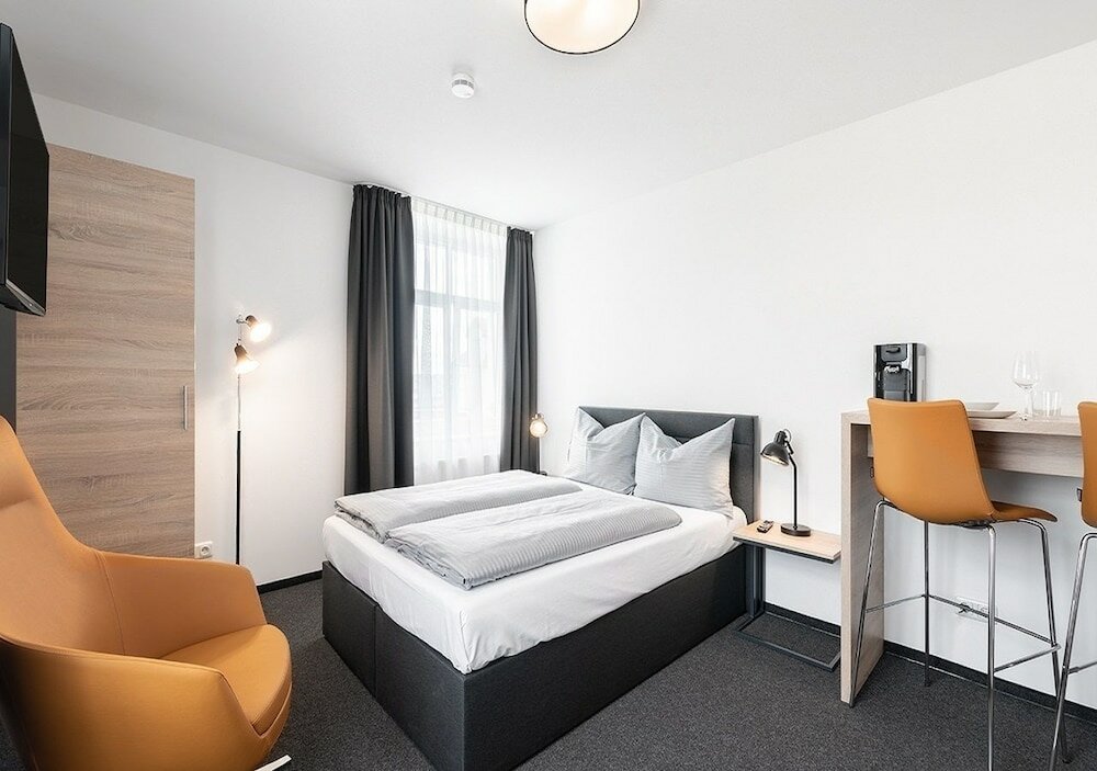 Фото La serviced apartments