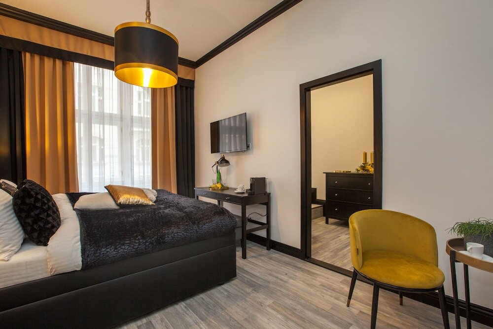 Фото Golden Prague Rooms