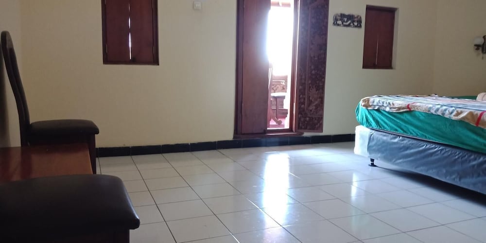 Фото Rori Homestay