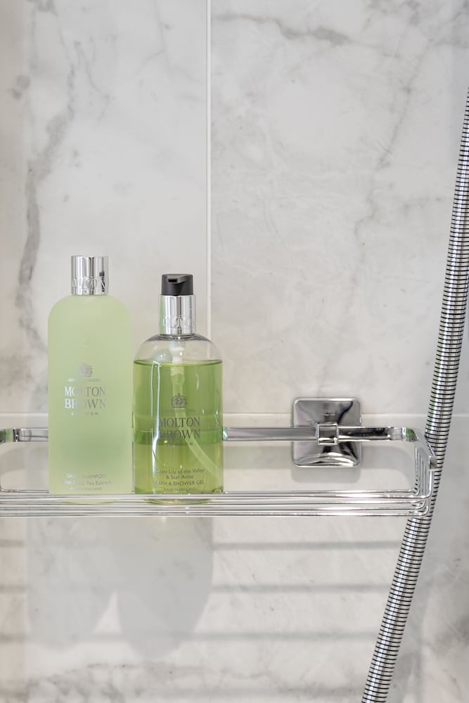 Фото Beaches Brighton 1