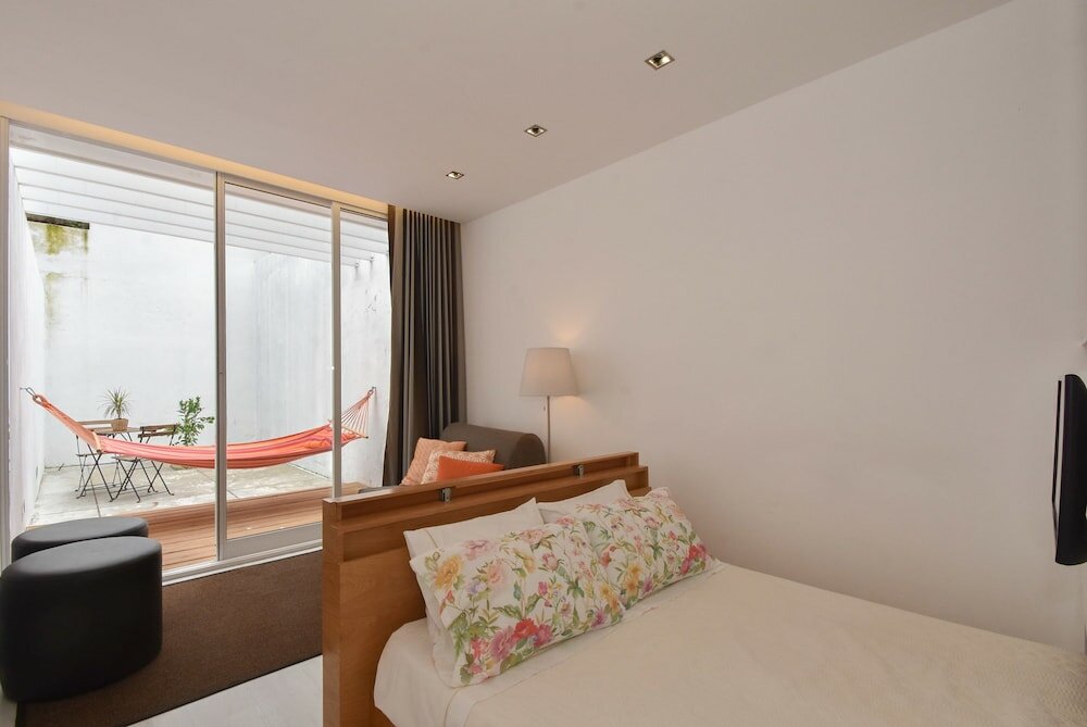 Фото Oporto Bernardes Studios - São Lázaro