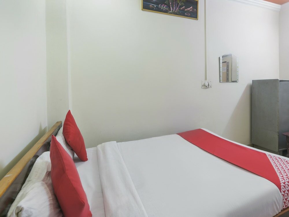 Фото Oyo 4472 Hotel Chandra Deep