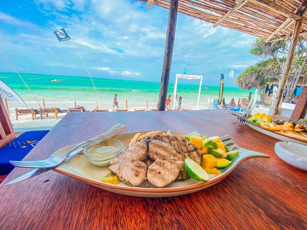 Фото Ananda Beach Hotel