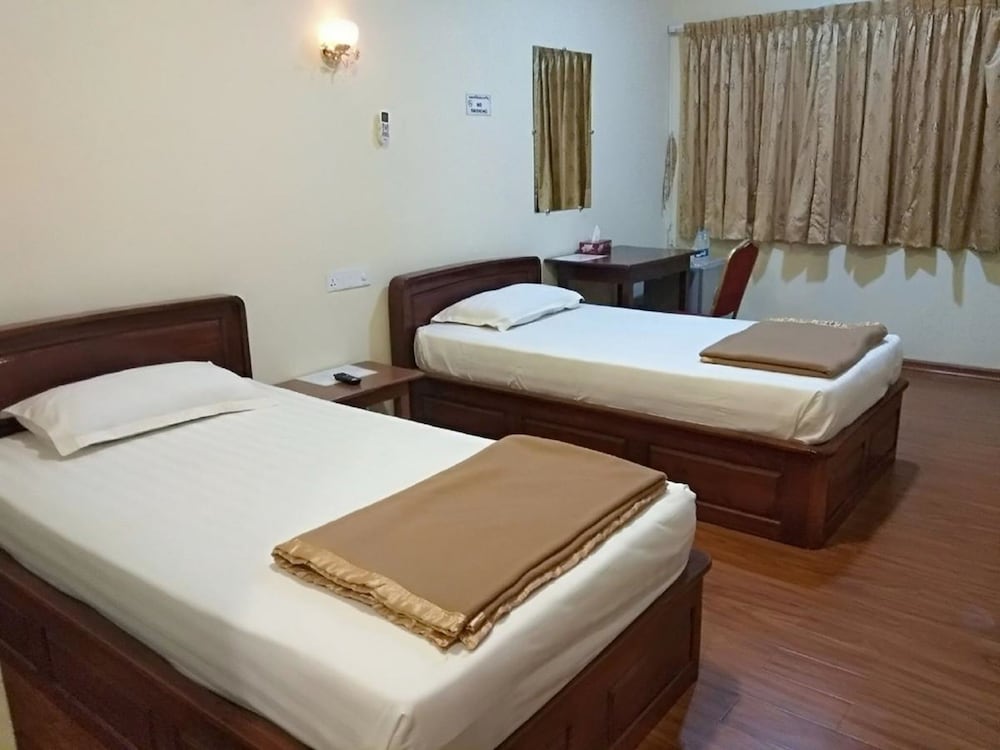 Фото Diamond Popa Hotel