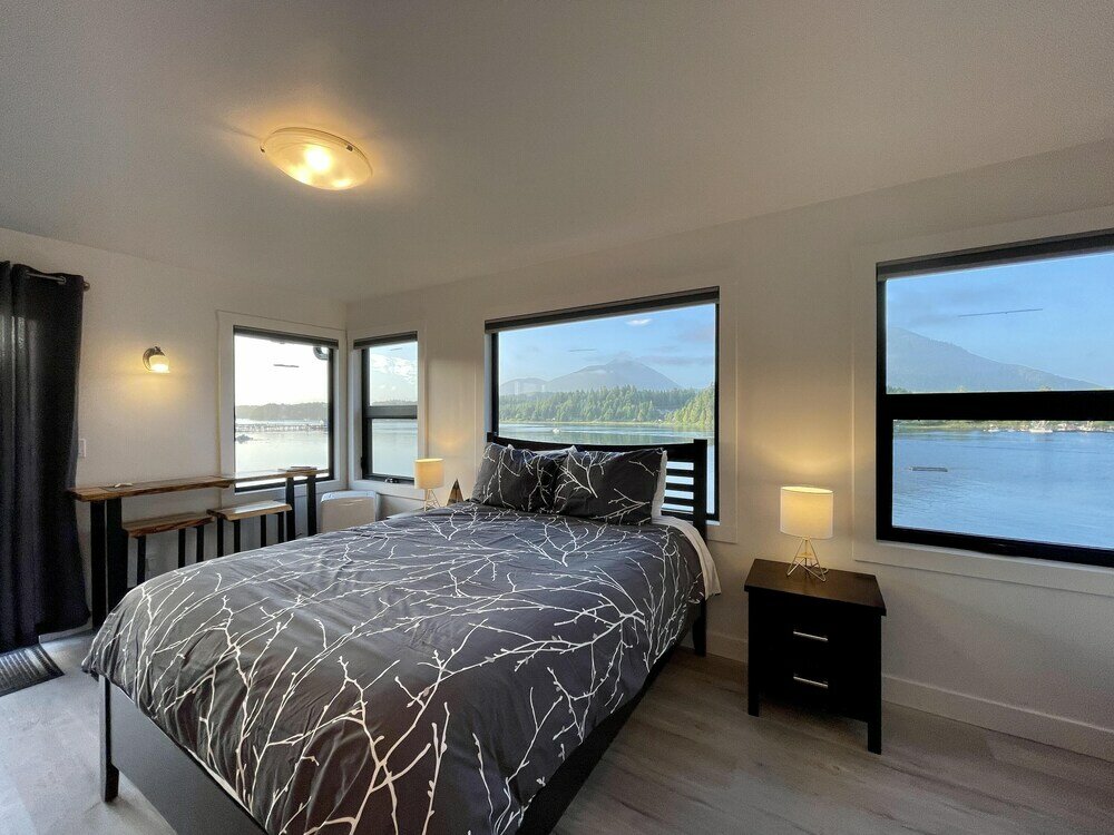 Фото Shore Thing