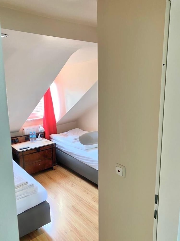 Фото Hotel Franken an der Messe