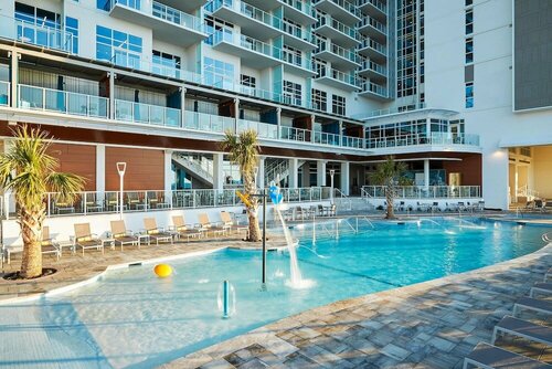 Гостиница Hilton Grand Vacations Club Ocean Enclave Myrtle Beach в Миртл-Бич