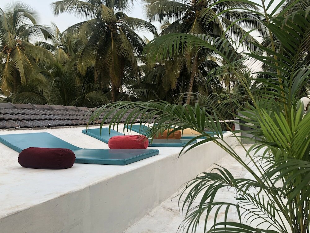 Фото Inn Morjim a Boutique Beach Hotel