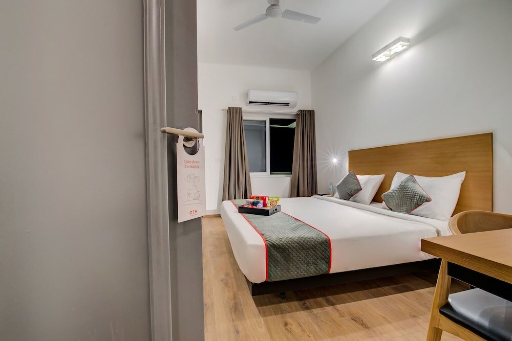 Фото Oyo Townhouse 073 Swargate