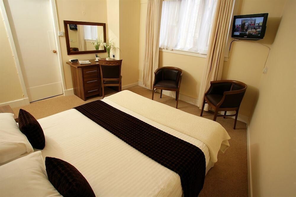 Фото The New County Hotel