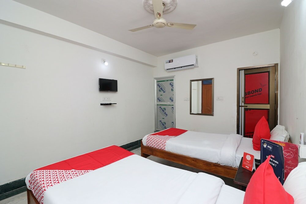 Фото Oyo 18587 Alok House