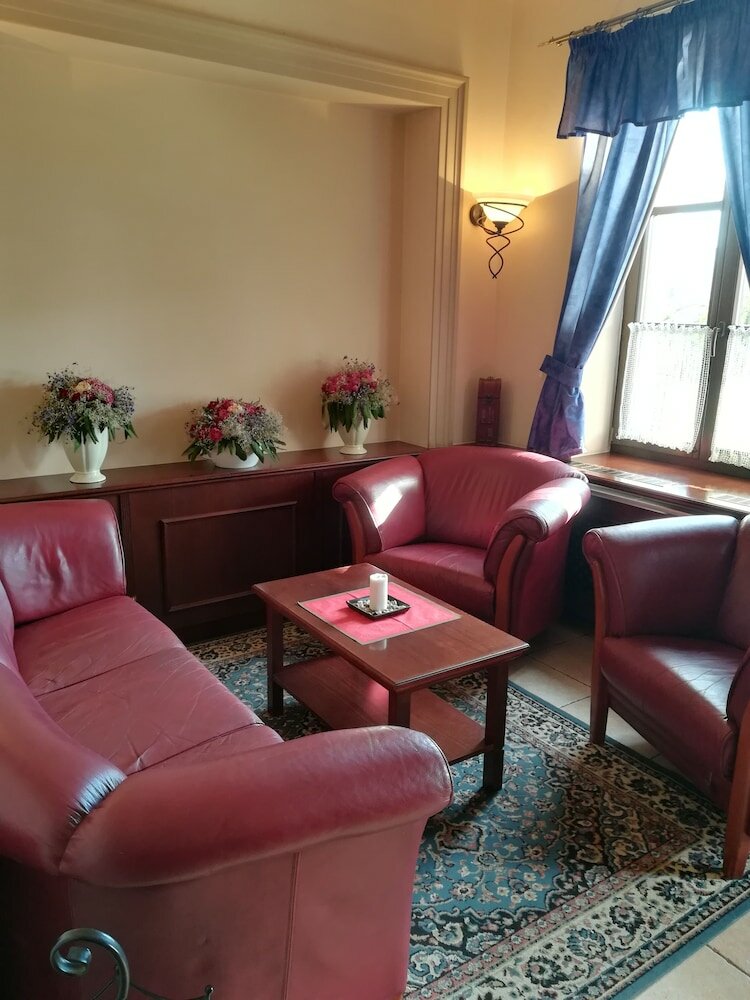 Фото Hotel Buchlovice