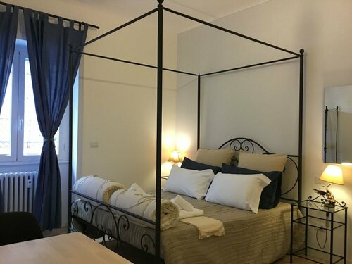 Гостиница Le Fate Suites в Риме