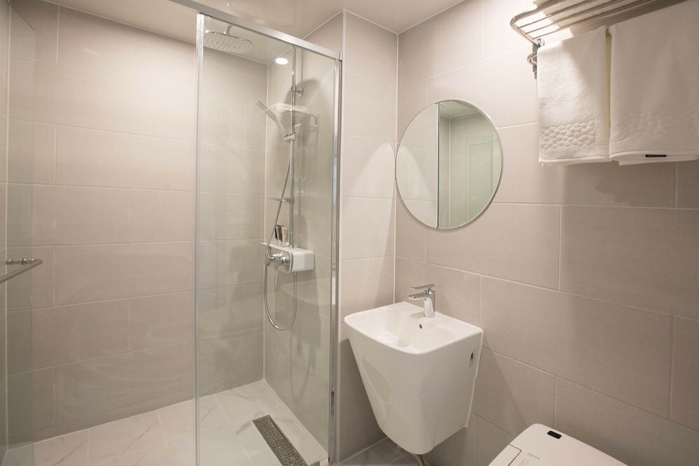 Фото Brown Dot Hotel Geoje