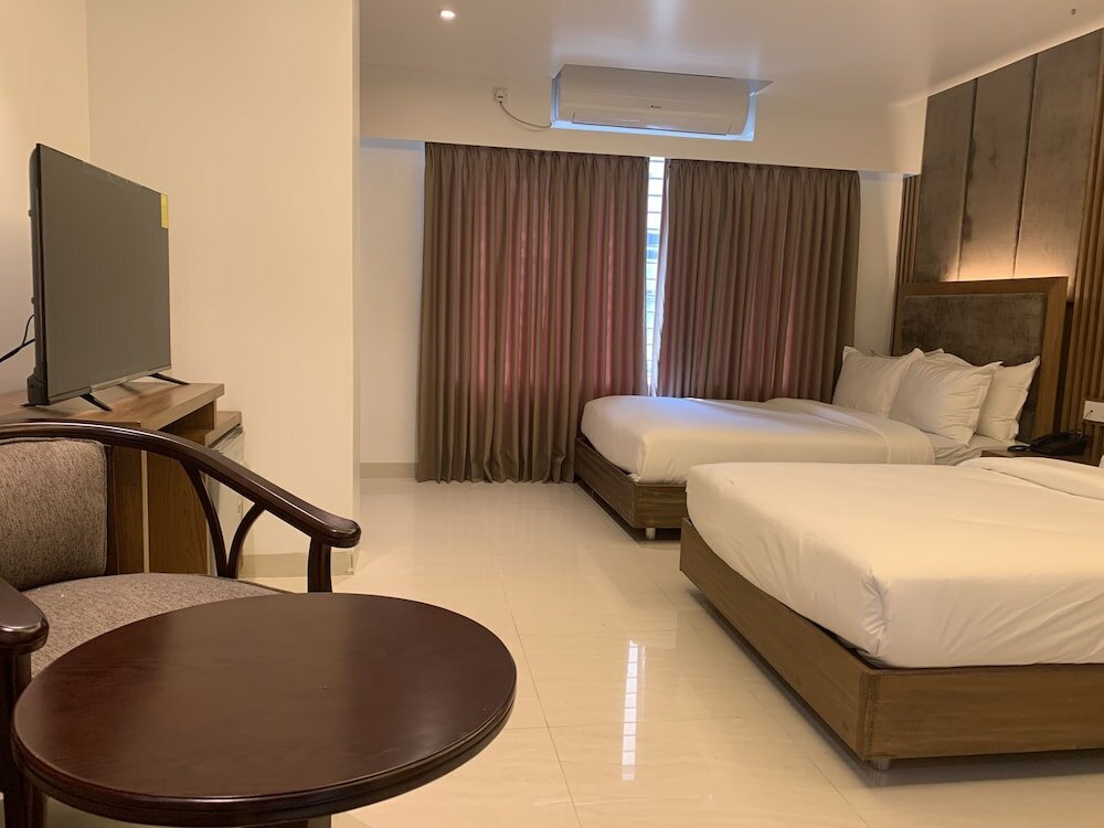 Фото Hotel Holy Gate