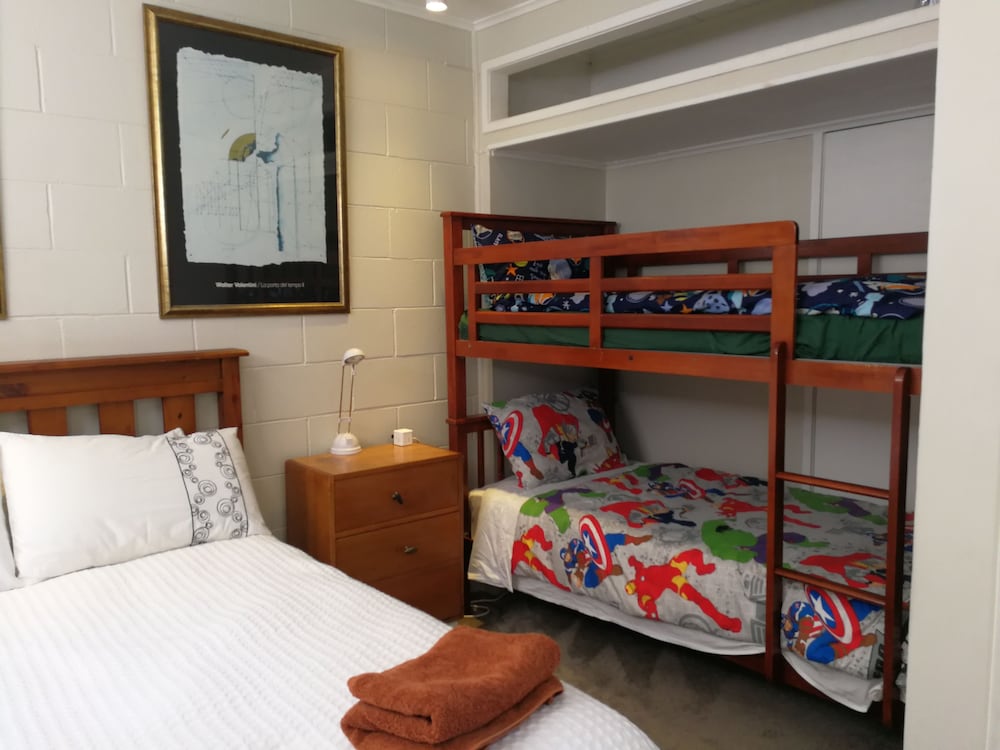 Фото Harbour View Guesthouse