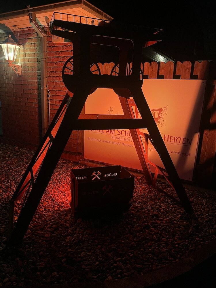 Фото Hotel am Schlosspark Herten