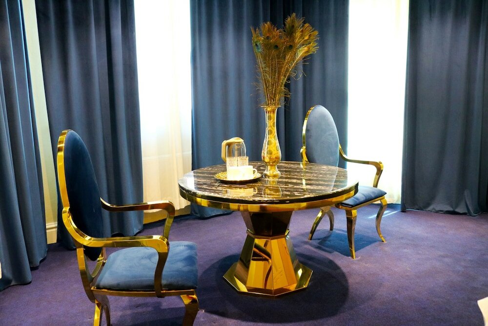 Фото Elegance Hotel