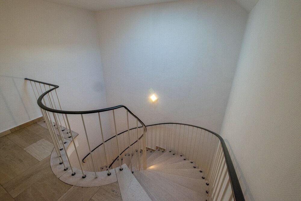 Фото Sunny Penthouse in City Center