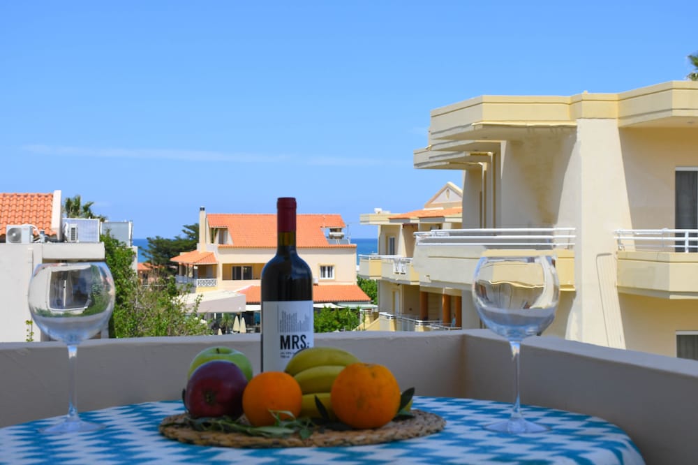 Фото Litinas Apartments