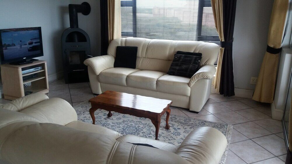 Фото The Whales Beach House