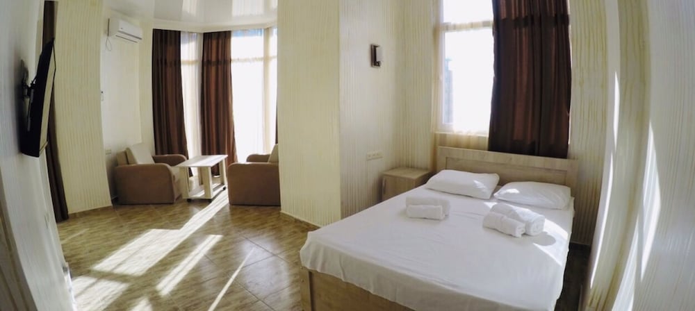 Фото Отель Batumi Inn