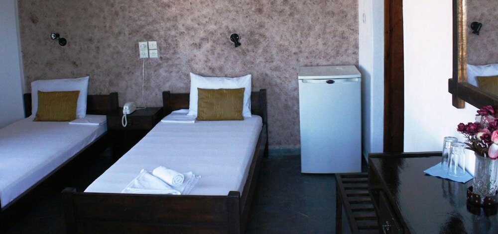 Фото Hotel Elvira