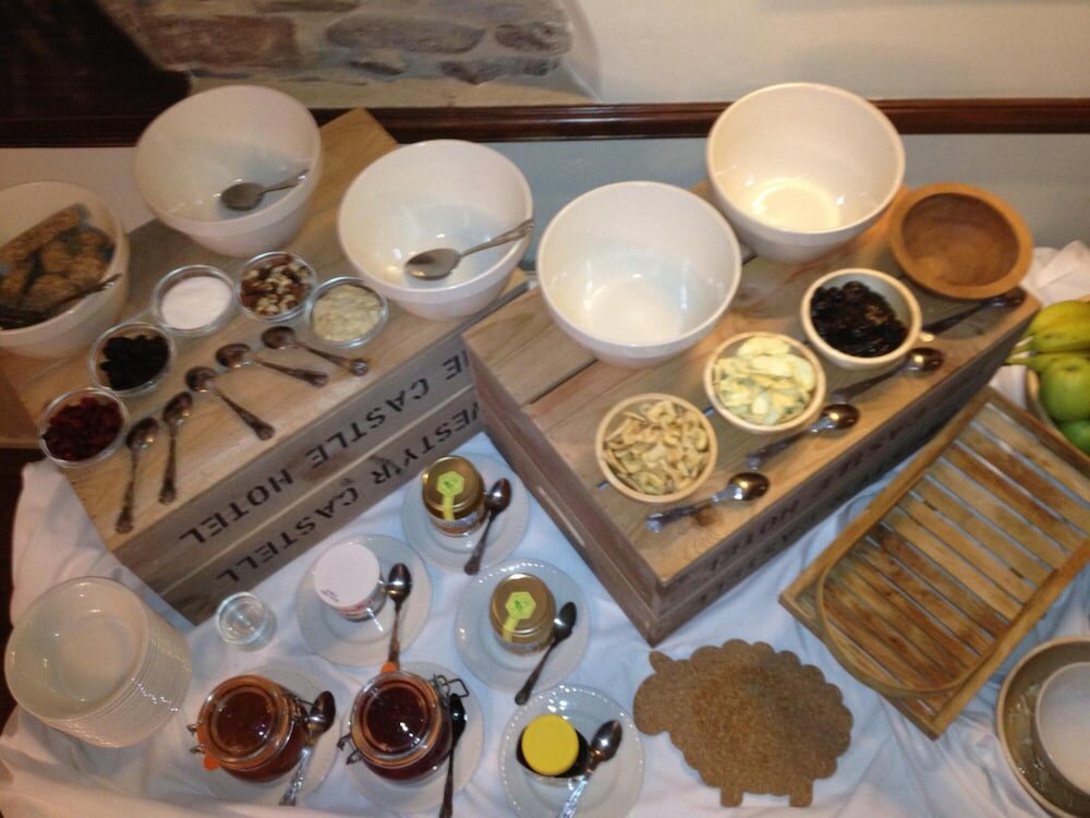 Фото The Castle Hotel