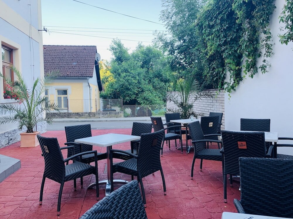 Фото UniqHotel Český Šternberk