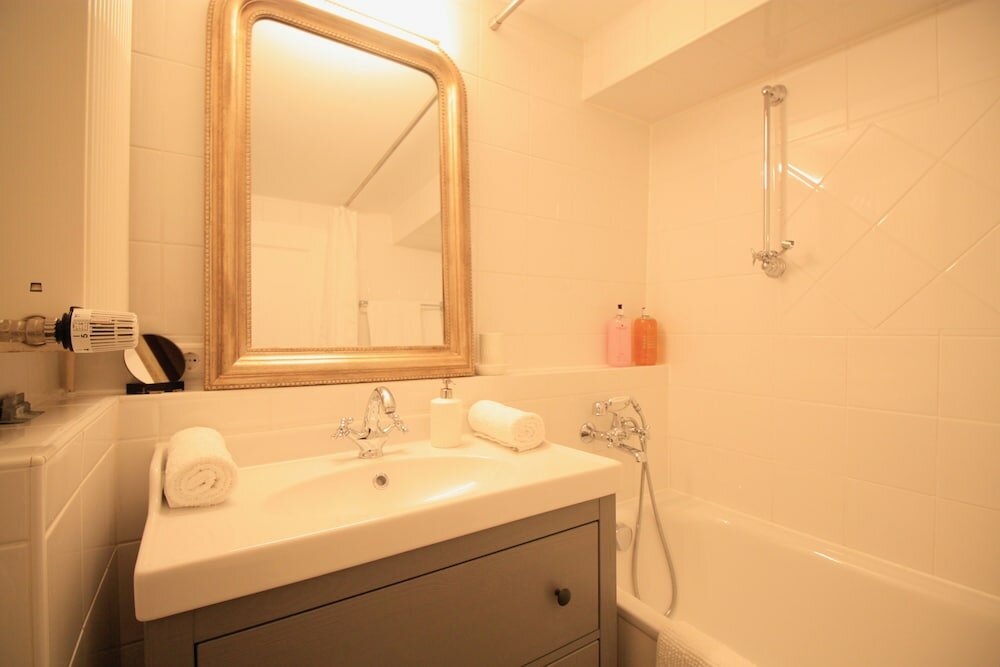 Фото Boutique Charme Apartments 14