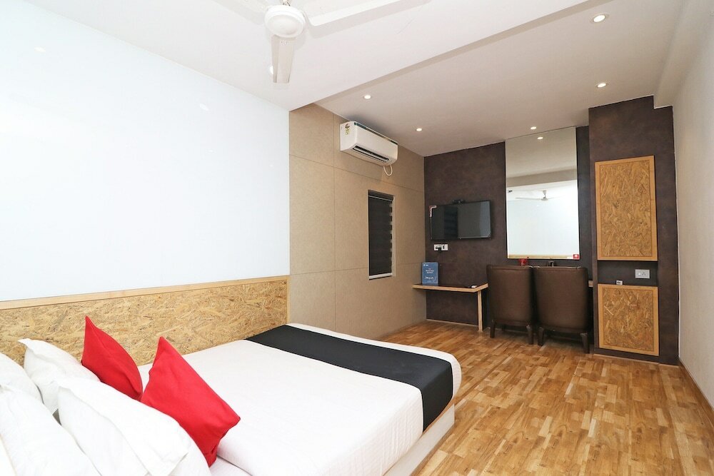 Фото Capital O 1481 Hotel Heritage