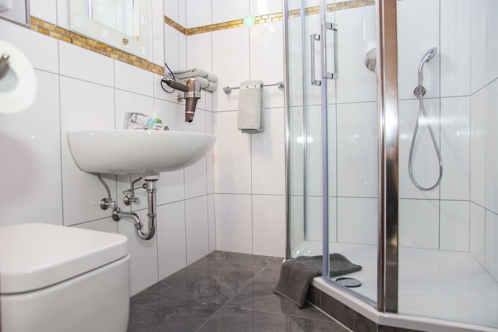 Фото Ferienwohnung Royal