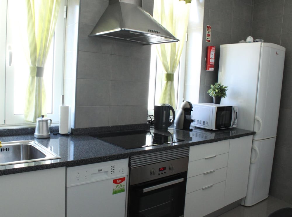 Фото Aveiro White House