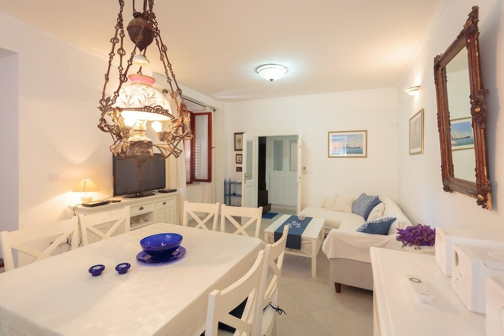 Фото Hedera Estate, Villa Hedera XI