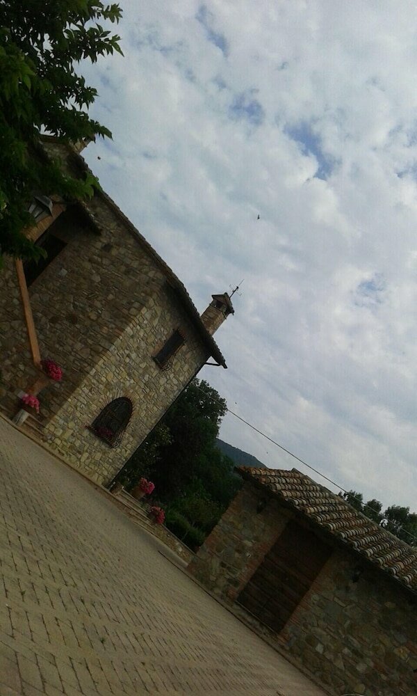 Фото Azienda Agrituristica i Tre Casali