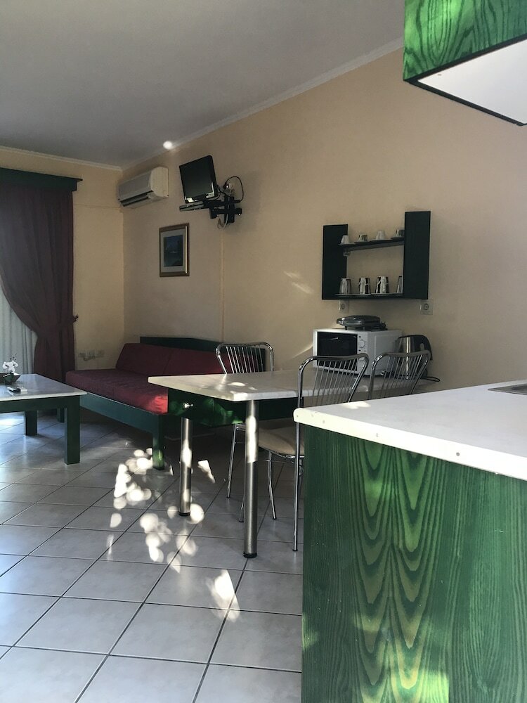 Фото L'Eremo Luxury Apartments