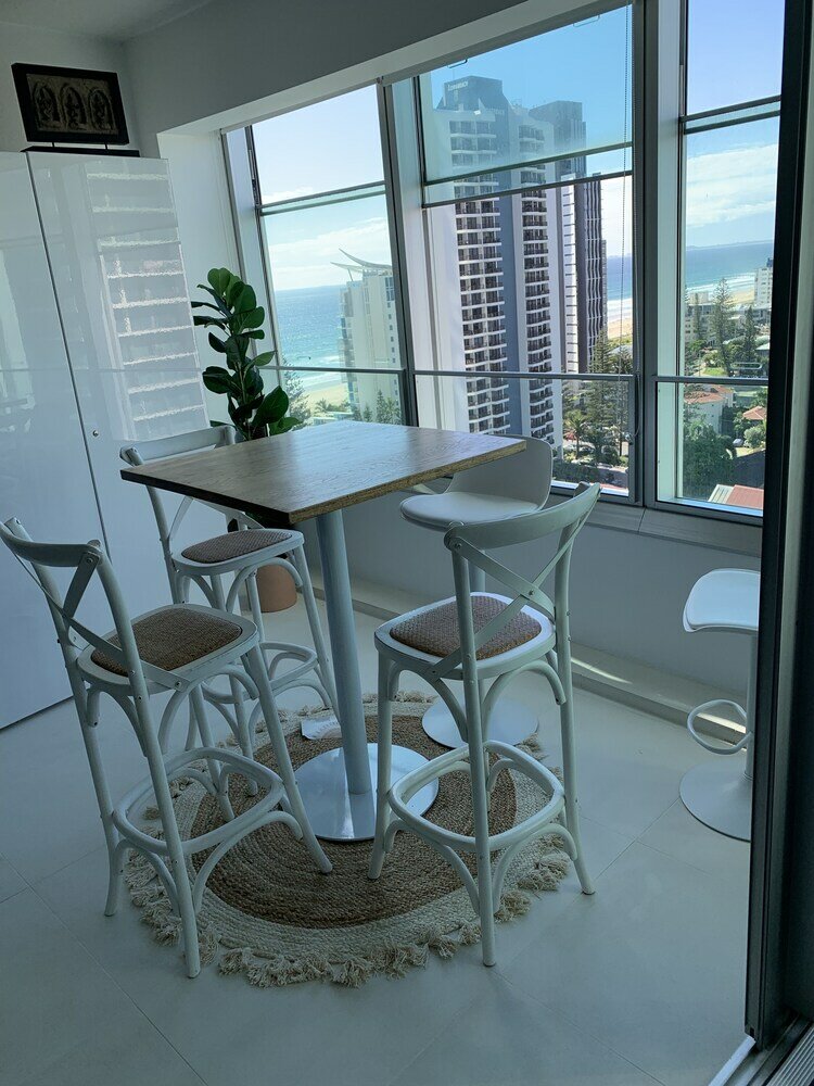 Фото Upmarket Apartment at Beach