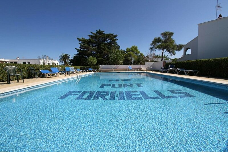 Гостиница Hostal Port Fornells - Adults Only