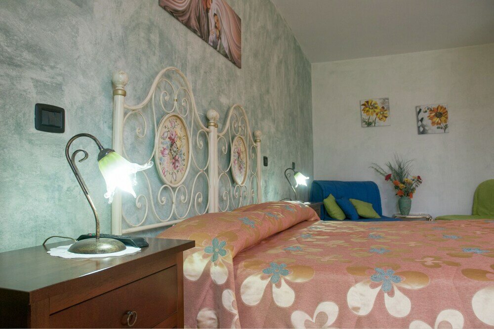 Фото Agriturismo Lustrinu